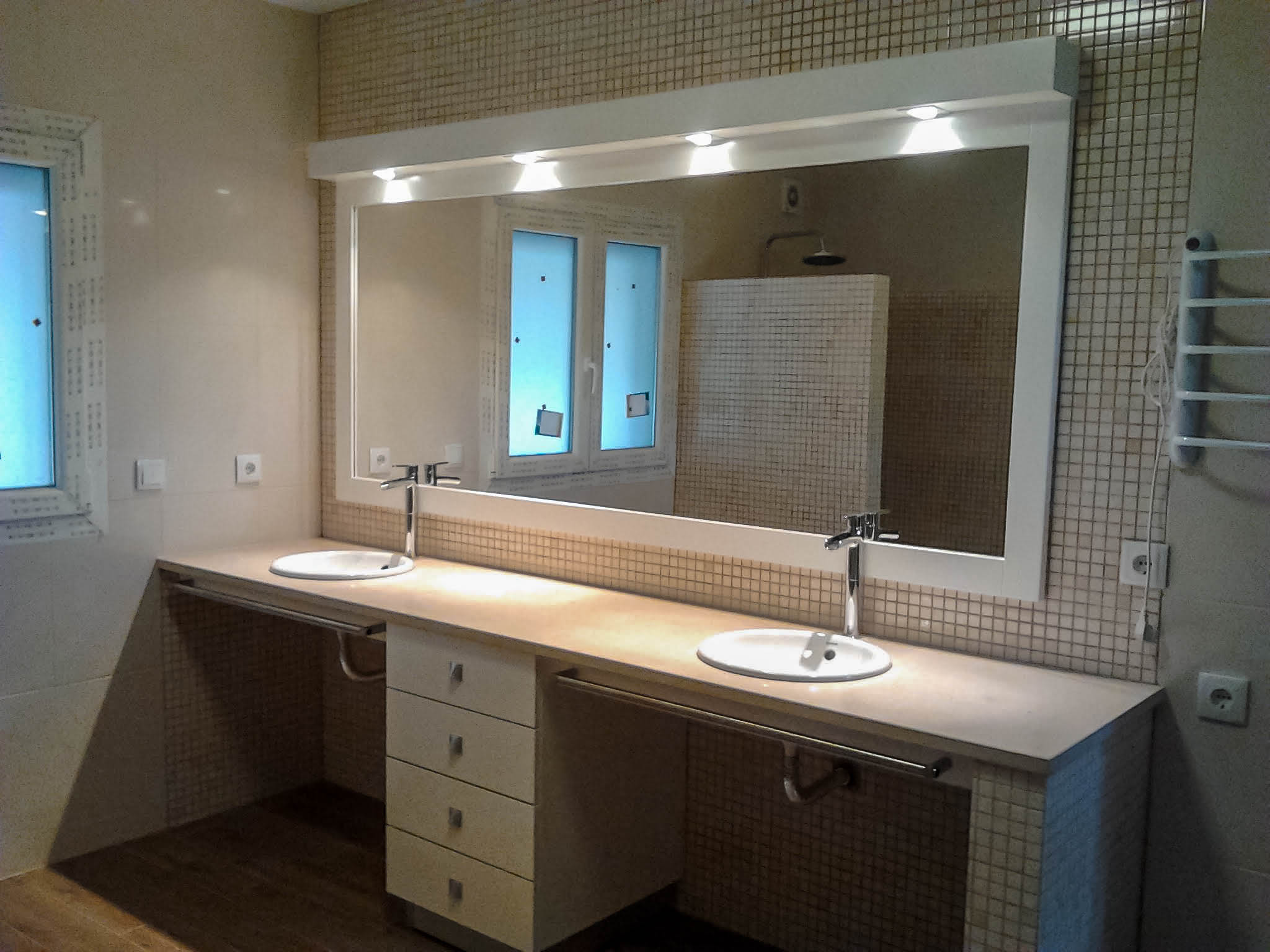 TAMBÉM ADORAMOS O VIDRO